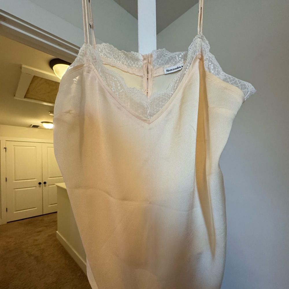 Lace ABERCROMBIE AND FITCH